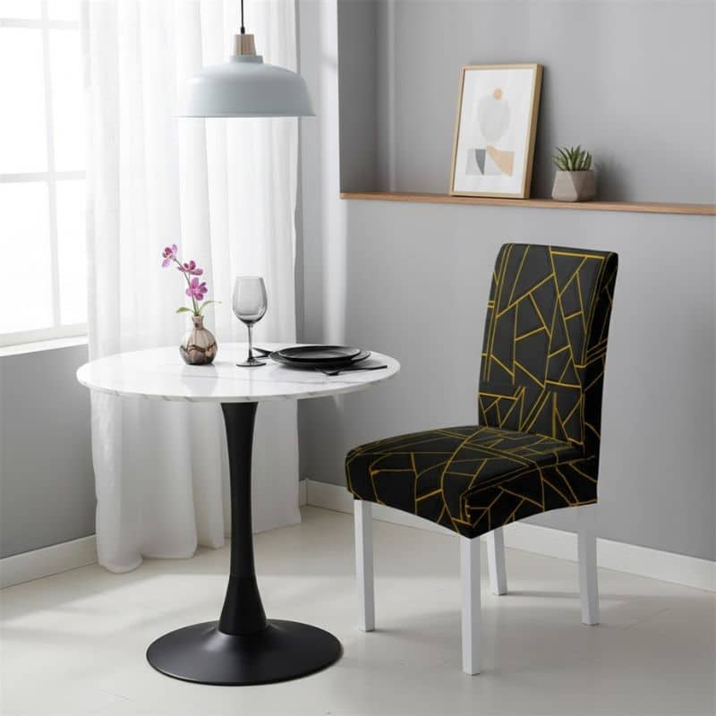 Housse De Chaise À Motif Lignes Dorées Sur Fond Noir Housse De Chaise À Motif Lignes Dorées Sur Fond Noir