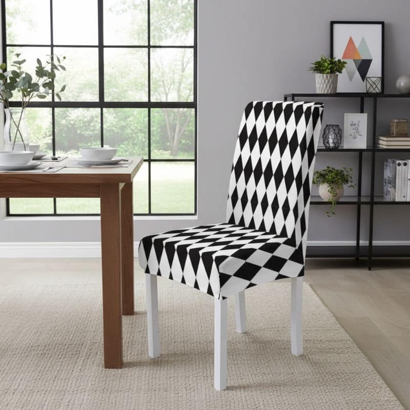 Housse De Chaise À Motif Losanges Noir Et Blanc Élégante Housse De Chaise À Motif Losanges Noir Et Blanc Élégante