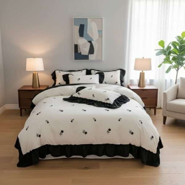 Housse de Couette Brodée de Roses Noires