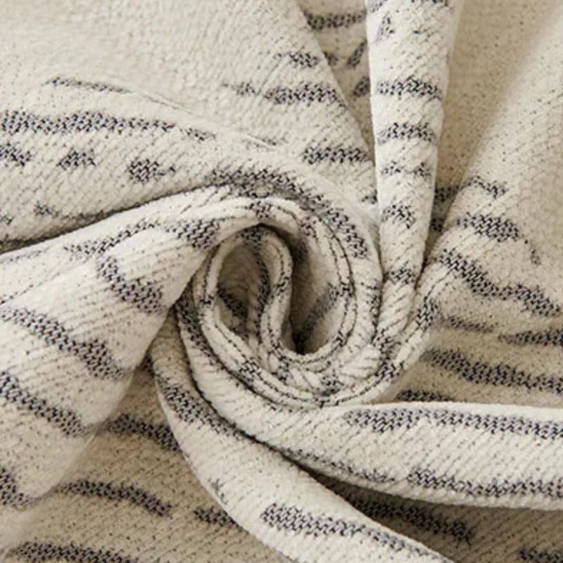 Jeté de Canapé en Tissu Chenille À Motifs Géométriques Jeté de Canapé en Tissu Chenille À Motifs Géométriques
